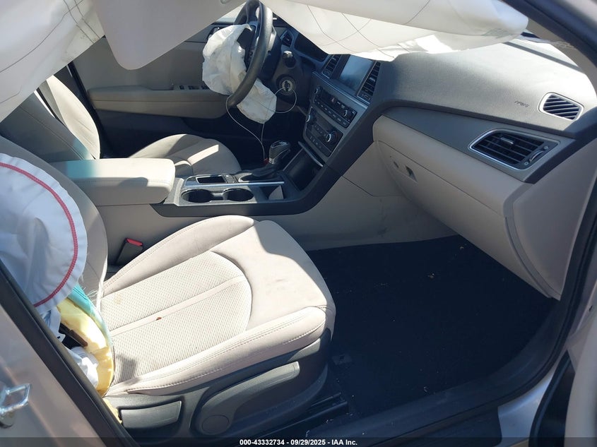 2016 HYUNDAI SONATA SE - 5NPE24AF8GH403019