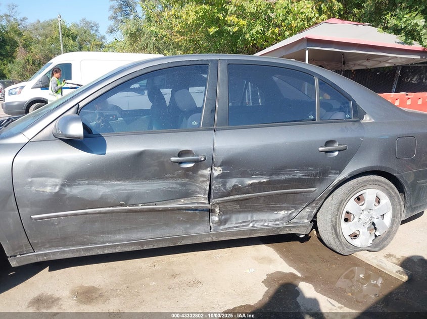 2009 Hyundai Sonata Gls VIN: 5NPET46C59H526758 Lot: 43332802