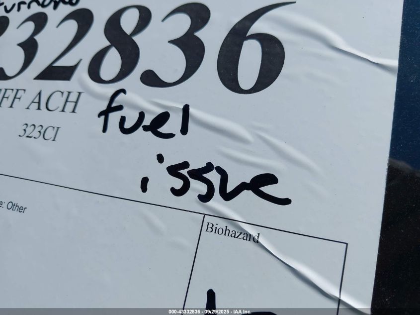 2000 BMW 323Ci VIN: WBABR3341YEB39261 Lot: 43332836