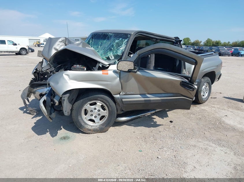 2GCEC19T011406804 2001 CHEVROLET SILVERADO photo no. 2