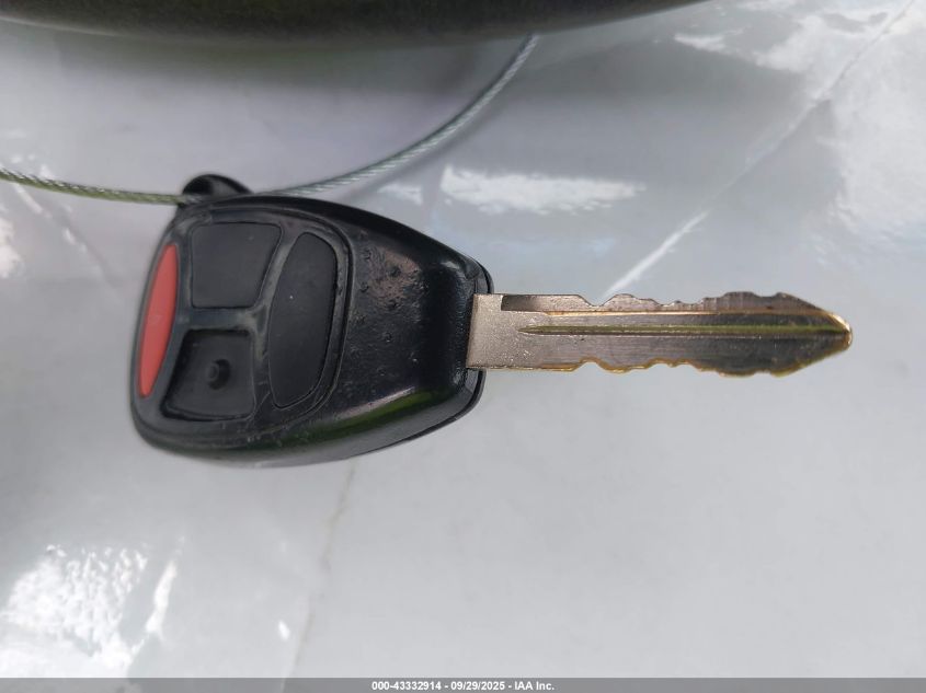 2005 Jeep Grand Cherokee Limited VIN: 1J4HR58295C637738 Lot: 43332914