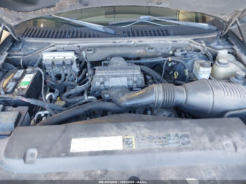 2005 Ford Expedition Eddie Bauer/King Ranch VIN: 1FMFU175X5LA77238 Lot: 43332942