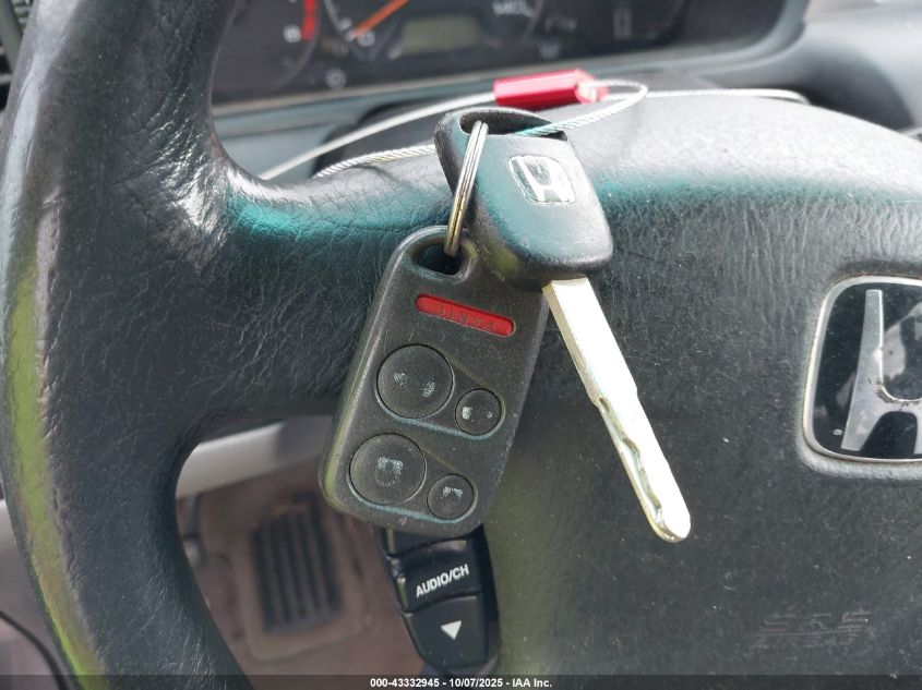 2004 Honda Odyssey Ex VIN: 5FNRL18884B124524 Lot: 43332945