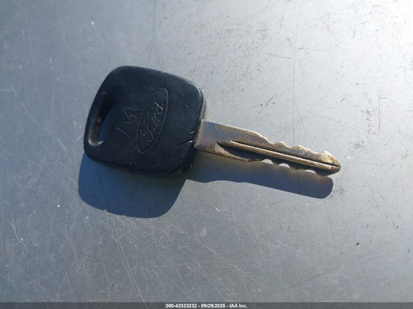 2000 Mercury Grand Marquis Ls VIN: 2MEFM75W1YX620291 Lot: 43333232