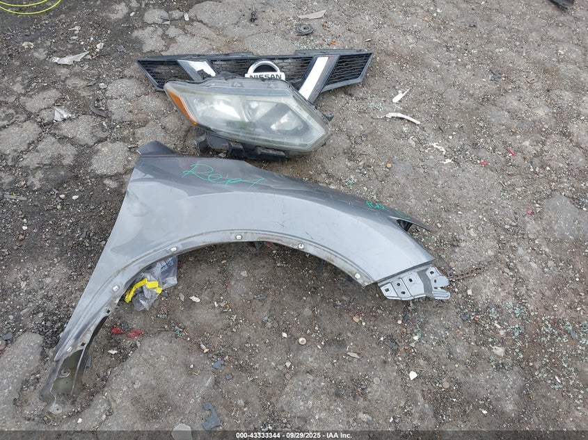 2015 NISSAN ROGUE SV - 5N1AT2MT9FC880145