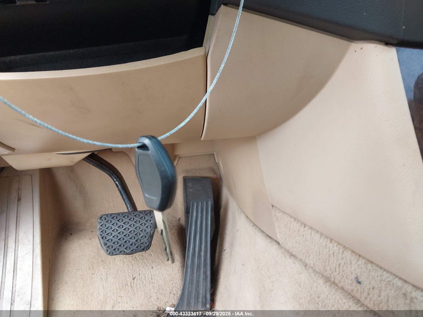 2006 BMW 525I VIN: WBANE53516CK83251 Lot: 43333417