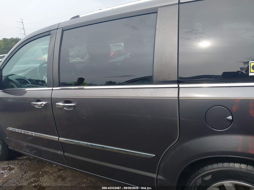 2016 CHRYSLER TOWN & COUNTRY LIMITED PLATINUM - 2C4RC1GG6GR199367