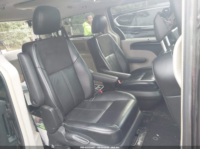 2016 CHRYSLER TOWN & COUNTRY LIMITED PLATINUM - 2C4RC1GG6GR199367