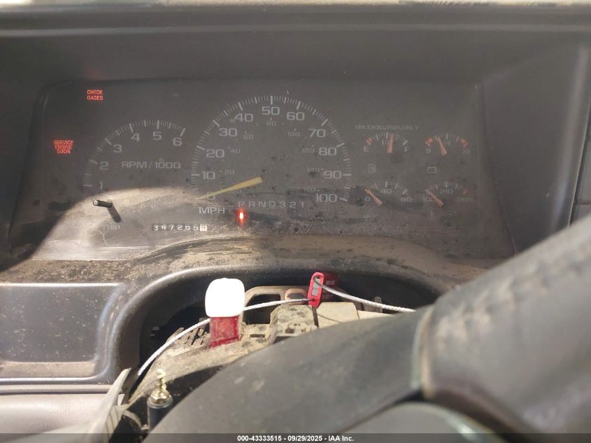 1999 Chevrolet Suburban 1500 Lt VIN: 1GNFK16R3XJ381421 Lot: 43333515