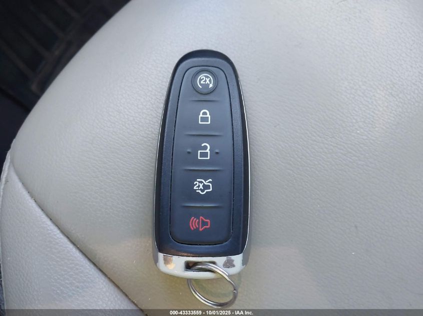 2018 Ford Escape Titanium VIN: 1FMCU0J91JUC94593 Lot: 43333559