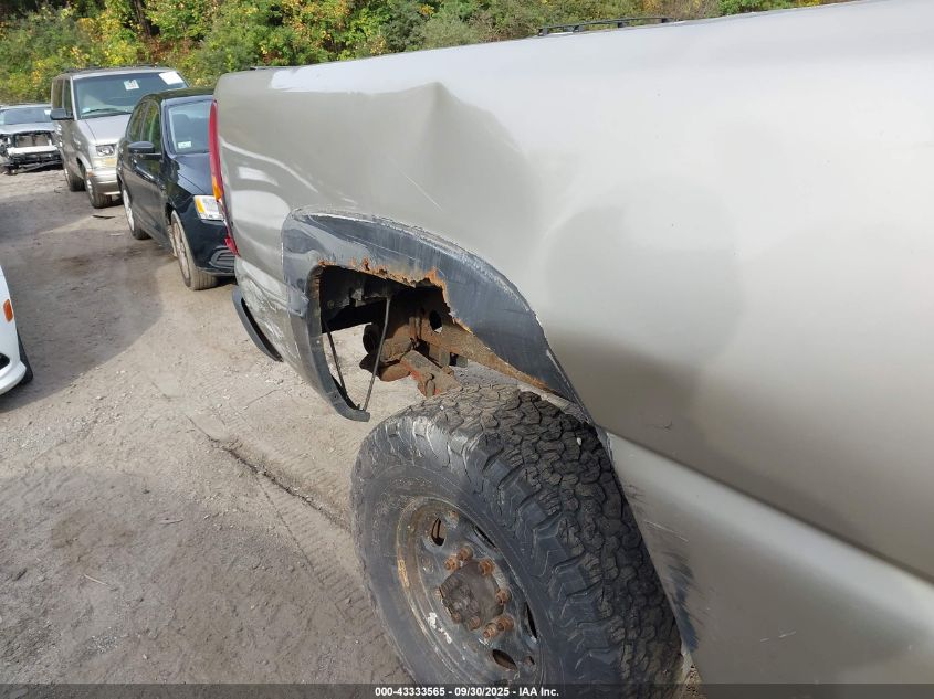 2002 GMC Sierra 2500Hd Sl/Sle/Standard VIN: 1GTHK23102F155693 Lot: 43333565