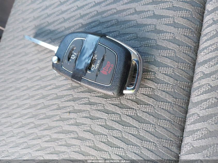 2015 Hyundai Santa Fe Sport 2.4L VIN: 5XYZT3LBXFG280591 Lot: 43333602