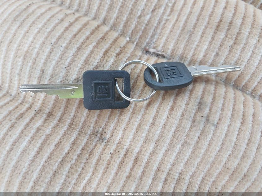 1990 Chevrolet Gmt-400 C1500 VIN: 1GCDC14H5LE226394 Lot: 43333610