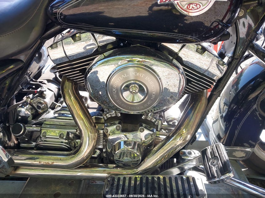 2006 Harley-Davidson Flhtcui VIN: 1HD1FCW166Y663070 Lot: 43333657