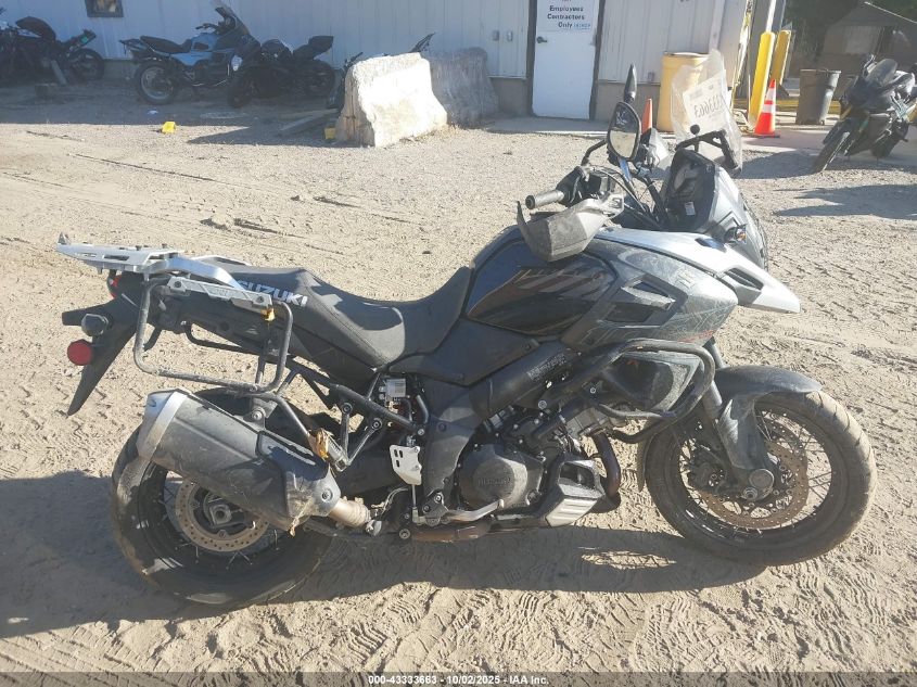 2018 Suzuki Dl1000 A/X VIN: JS1VU51A9J2100869 Lot: 43333663