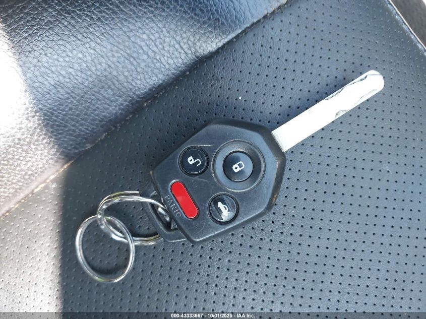 2011 Subaru Outback 3.6R Limited VIN: 4S4BRDKC3B2368835 Lot: 43333667