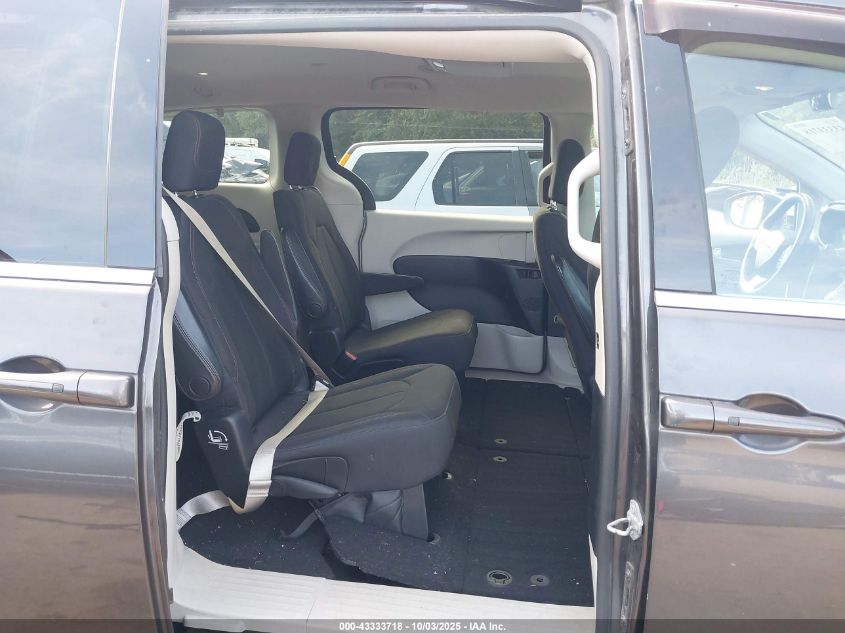 2017 Chrysler Pacifica Touring VIN: 2C4RC1DG3HR653905 Lot: 43333718