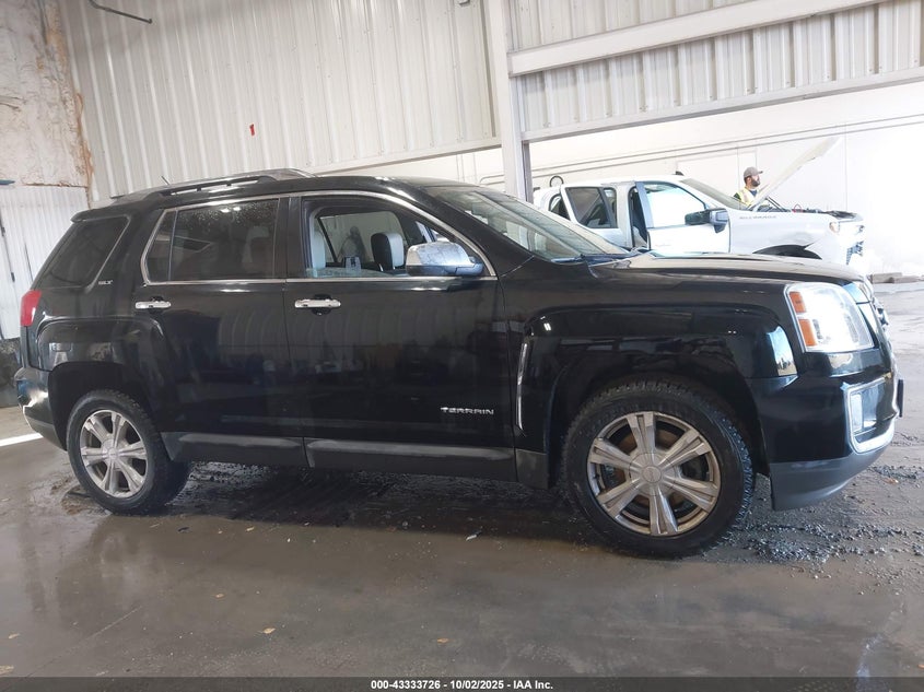 2017 GMC TERRAIN SLT - 2GKFLUEK9H6106330