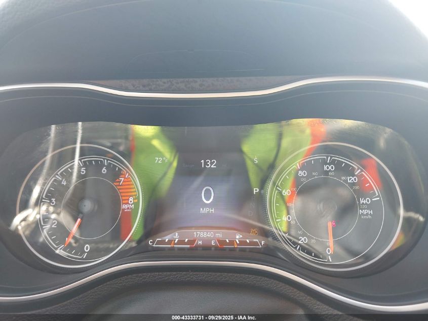 2019 Jeep Cherokee Trailhawk 4X4 VIN: 1C4PJMBX5KD298635 Lot: 43333731