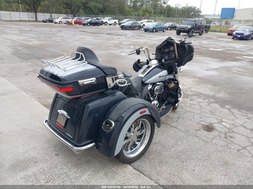 1HD1MAF11LB854128 2020 HARLEY-DAVIDSON TRI GLIDE ULTRA photo no. 4