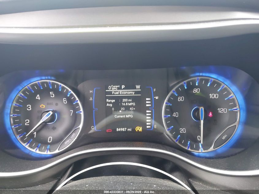 2020 Chrysler Pacifica Touring L VIN: 2C4RC1BG2LR140592 Lot: 43333831