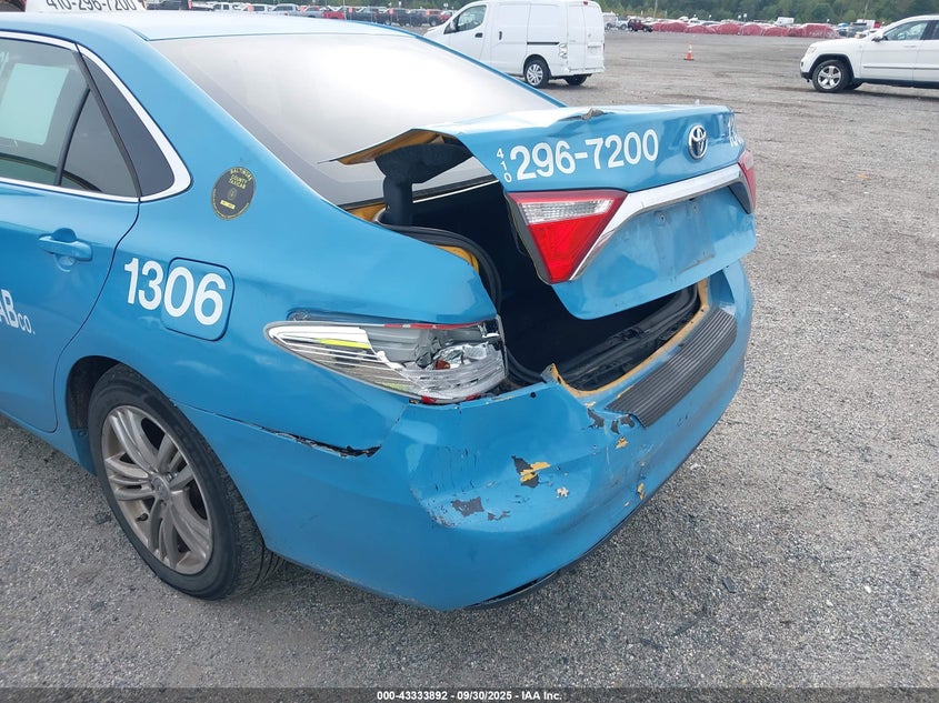 2015 TOYOTA CAMRY HYBRID LE - 4T1BD1FK7FU173300