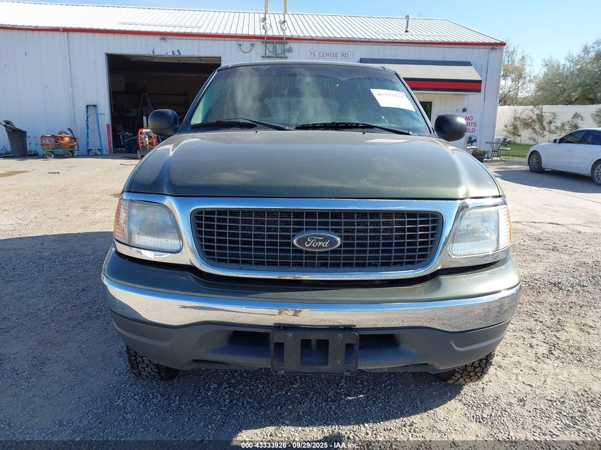 2001 Ford Expedition Xlt VIN: 1FMPU16L01LA56199 Lot: 43333926