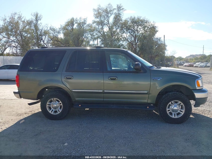 2001 Ford Expedition Xlt VIN: 1FMPU16L01LA56199 Lot: 43333926