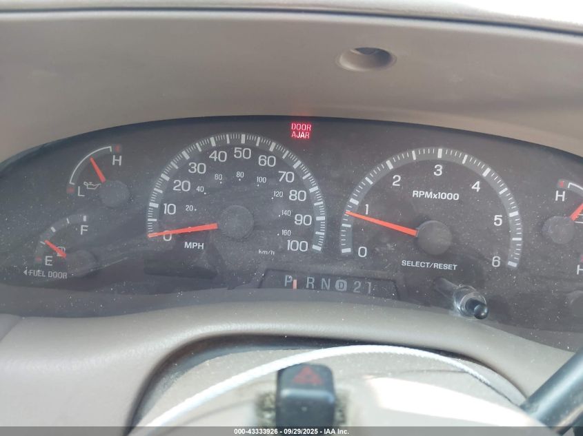 2001 Ford Expedition Xlt VIN: 1FMPU16L01LA56199 Lot: 43333926