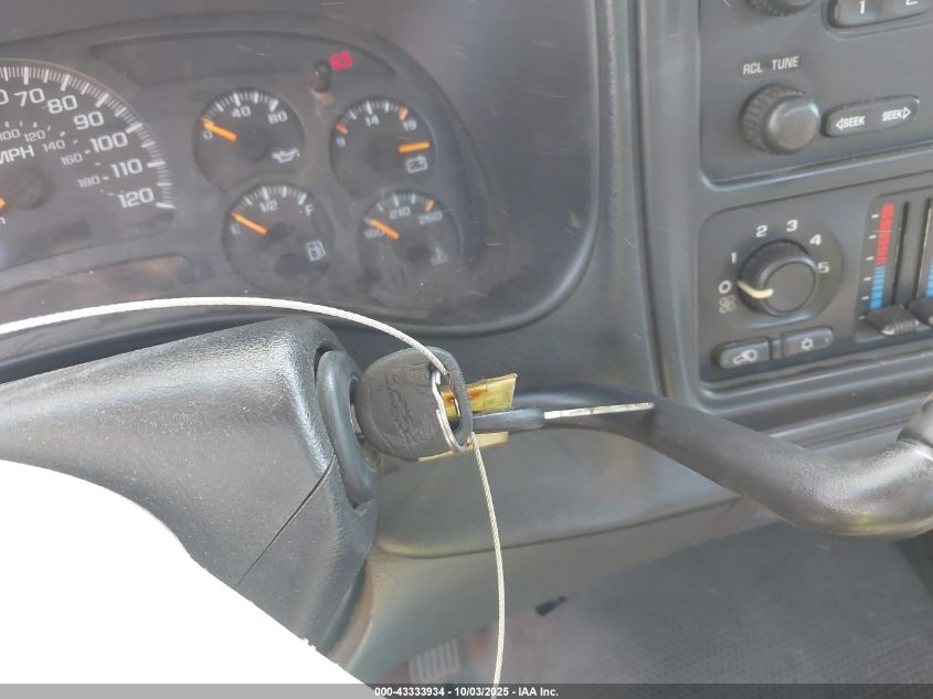 2005 Chevrolet Silverado 1500 Work Truck VIN: 1GCEC14X05Z173563 Lot: 43333934