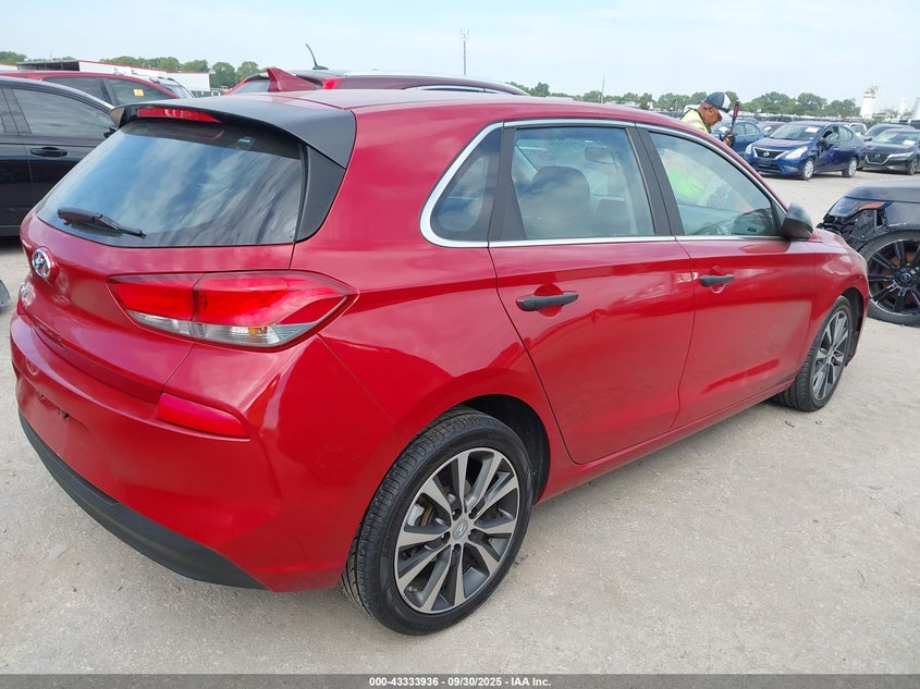 2018 HYUNDAI ELANTRA GT - KMHH35LE9JU062775