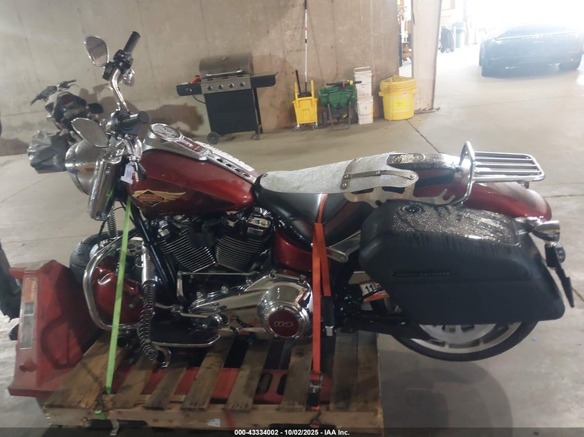 2023 HARLEY-DAVIDSON FLFBSANV 1HD1BBK14PB066399