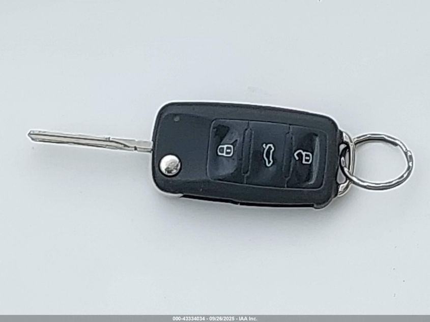 2014 Volkswagen Passat 1.8T Se VIN: 1VWBT7A34EC032986 Lot: 43334034