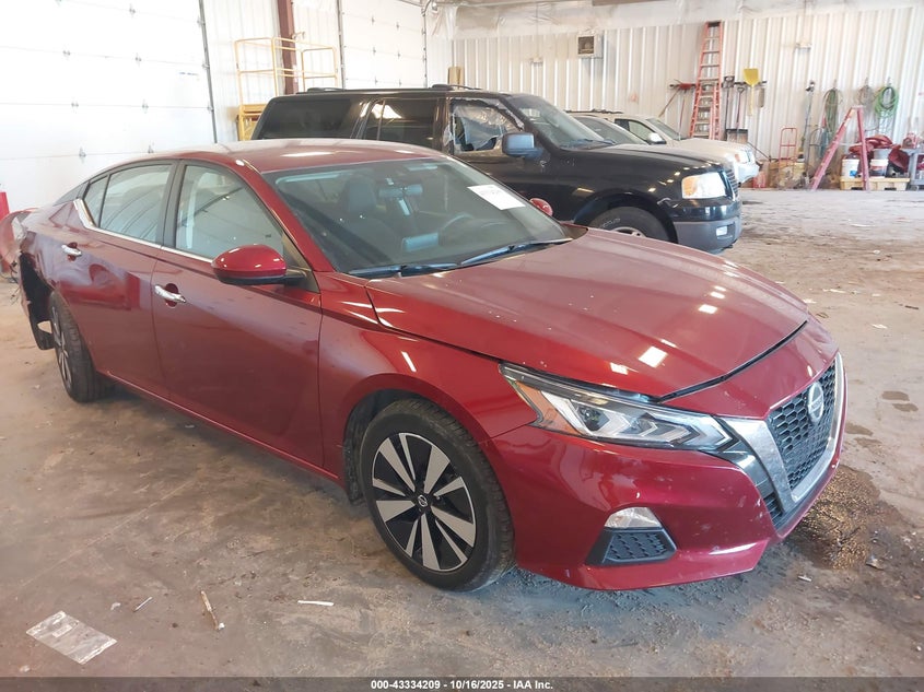 NISSAN ALTIMA SV INTELLIGENT AWD