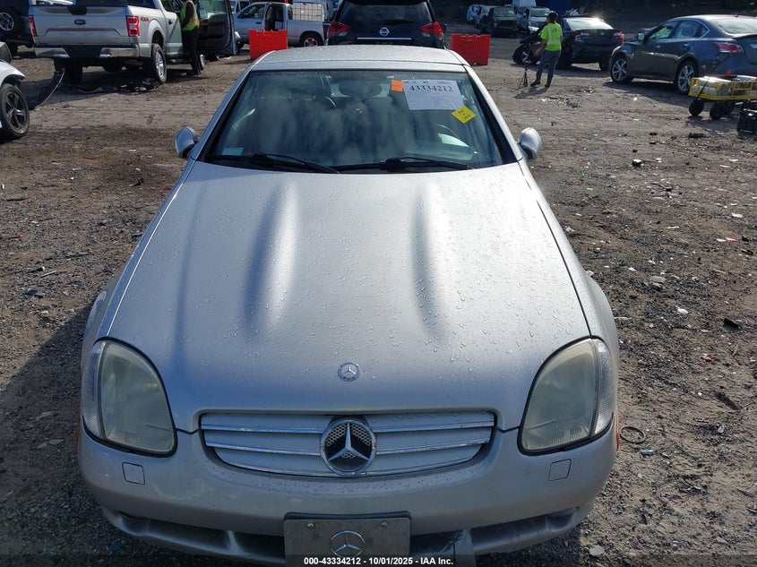 1999 Mercedes-Benz Slk 230 Kompressor VIN: WDBKK47F8XF090248 Lot: 43334212