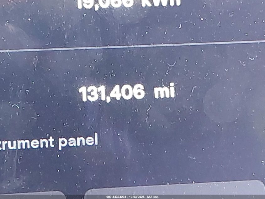 2015 Tesla Model S 70D/85D/P85D VIN: 5YJSA1H24FFP76160 Lot: 43334231