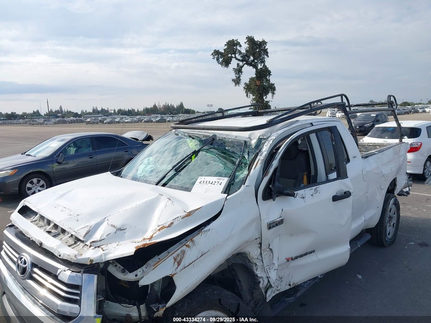 2016 TOYOTA TUNDRA SR5 5.7L V8 - 5TFRY5F19GX197653