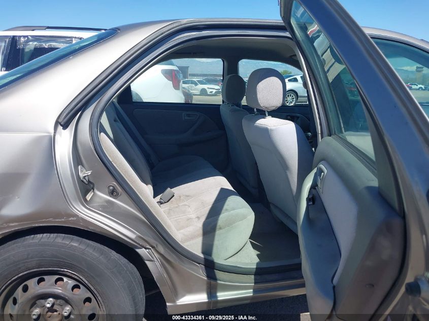 2000 Toyota Camry Ce VIN: 4T1BG22K5YU696210 Lot: 43334361