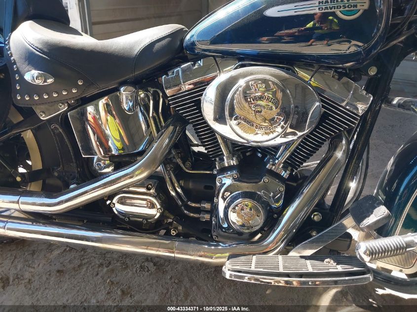 2002 Harley-Davidson Flstci VIN: 1HD1BWB132Y061188 Lot: 43334371