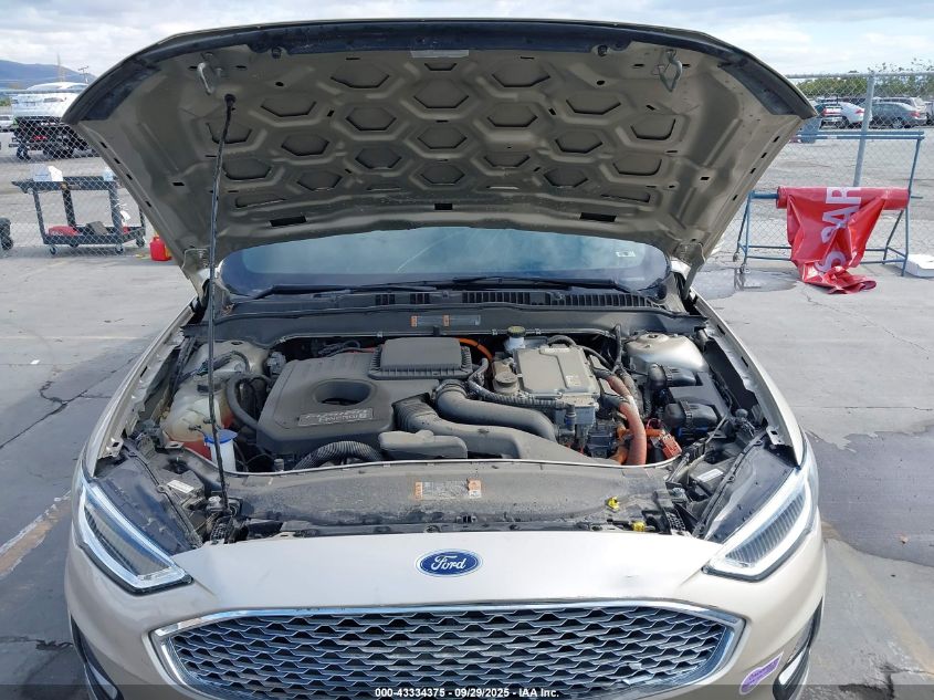 2019 Ford Fusion Energi Titanium VIN: 3FA6P0SU1KR216096 Lot: 43334375