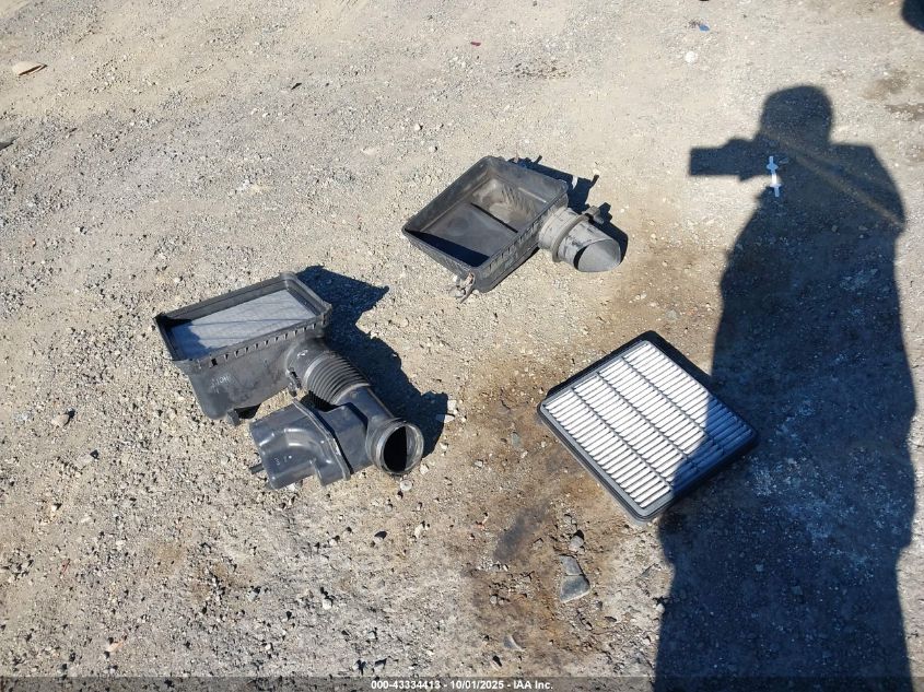 2008 Toyota Sequoia Sr5 5.7L V8 VIN: 5TDBY64A68S003680 Lot: 43334413