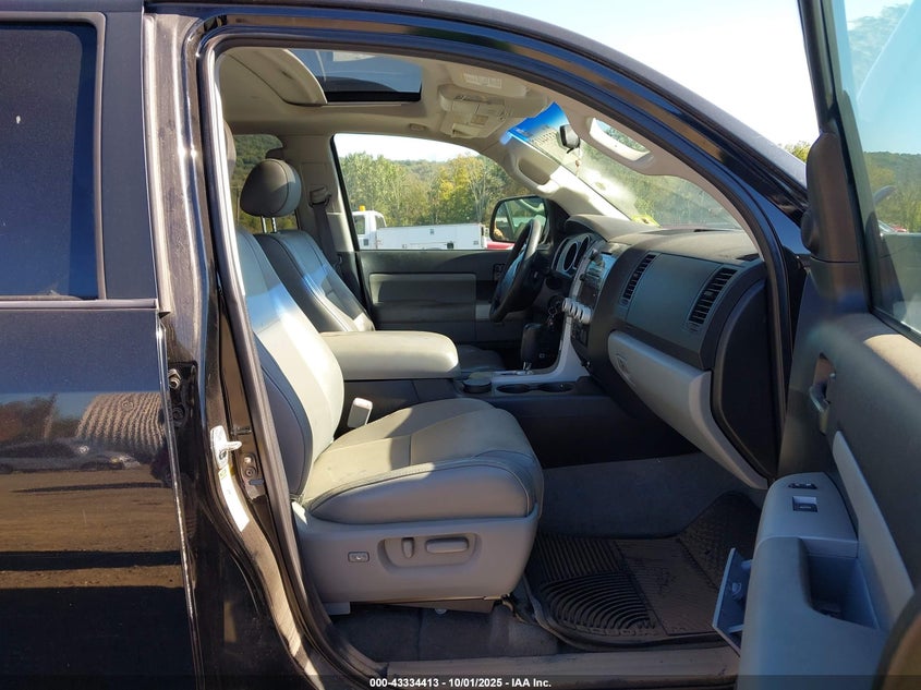 2008 Toyota Sequoia Sr5 5.7L V8