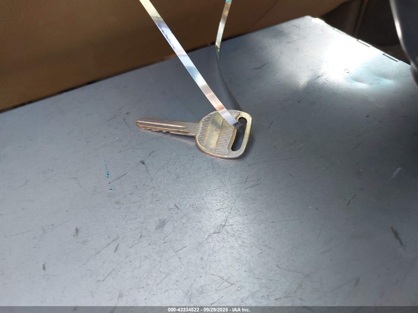 2002 GMC Sierra 2500Hd Sle VIN: 1GTHC29102E170060 Lot: 43334522