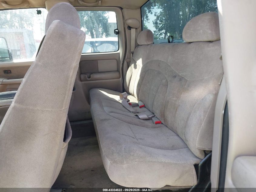 2002 GMC Sierra 2500Hd Sle VIN: 1GTHC29102E170060 Lot: 43334522