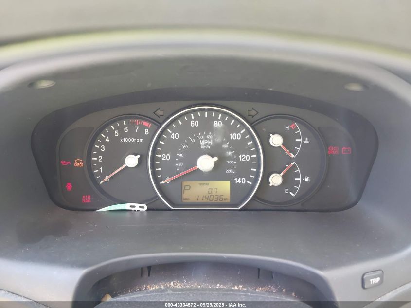 2009 Kia Rondo Lx VIN: KNAFG528297224216 Lot: 43334572