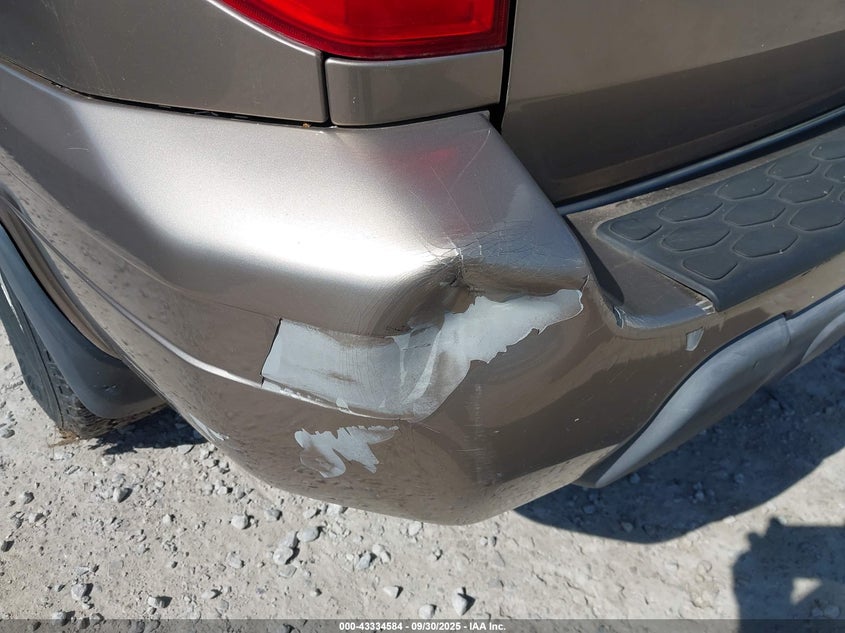 2004 Honda Pilot Lx VIN: 2HKYF18154H620291 Lot: 43334584