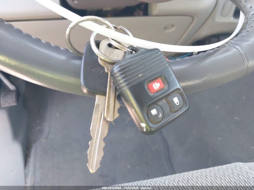 2002 Ford Excursion Xlt VIN: 1FMNU41L52EA53370 Lot: 43334586