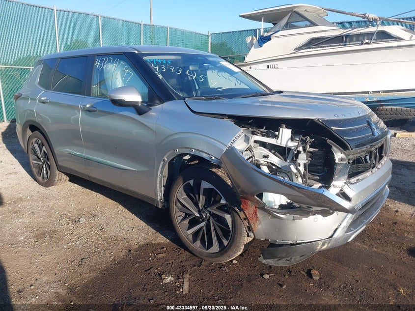 MITSUBISHI OUTLANDER SE 2.5 S-AWC