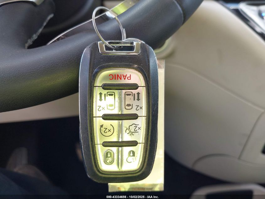 2022 Chrysler Pacifica Touring L VIN: 2C4RC1BG7NR151767 Lot: 43334656