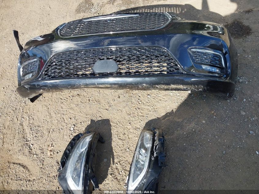 2022 Chrysler Pacifica Touring L VIN: 2C4RC1BG7NR151767 Lot: 43334656